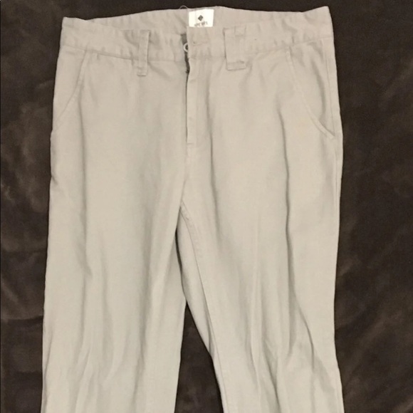 Sperry Pants - Picture 2 of 3